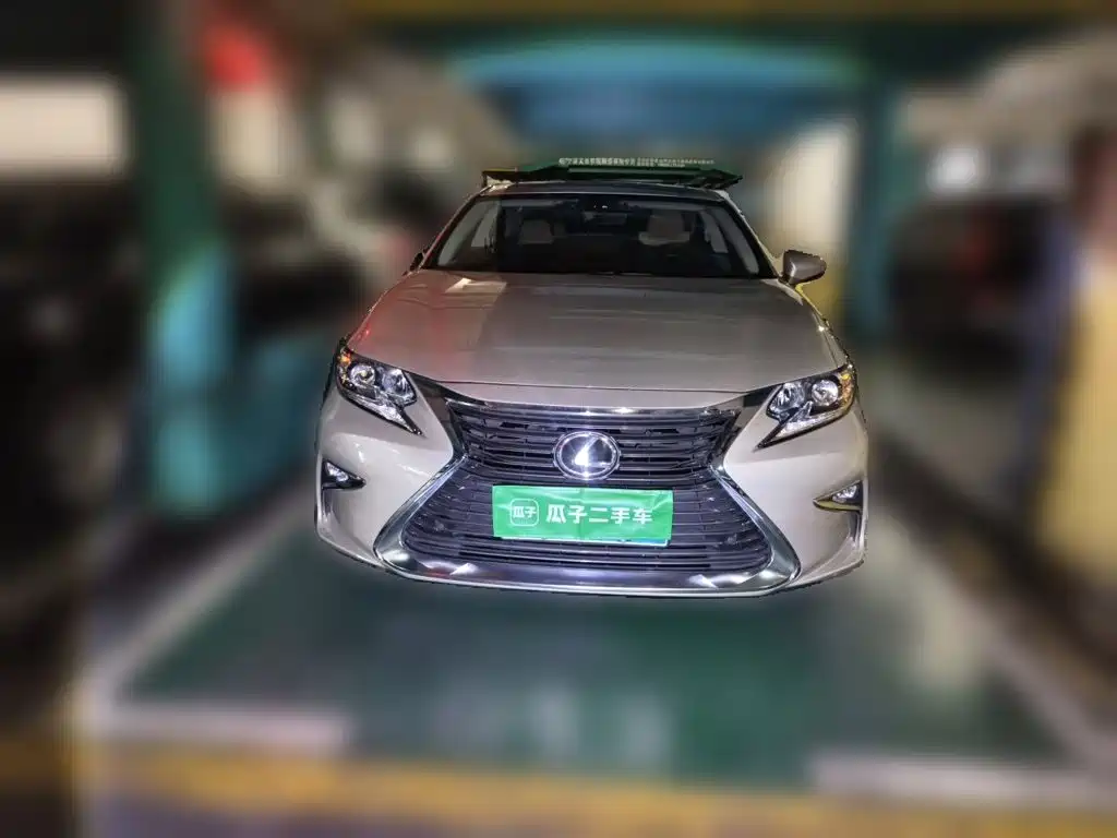 Lexus ES — миниатюра 2