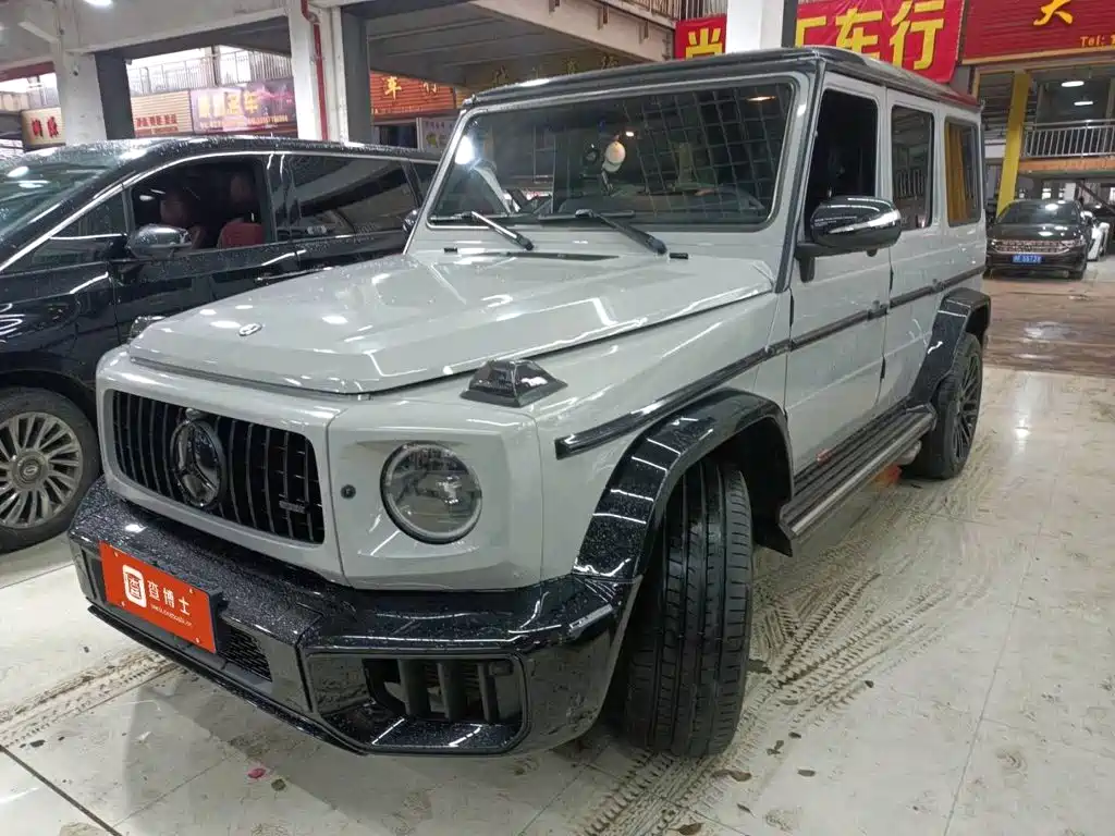 Mercedes-Benz G-Class