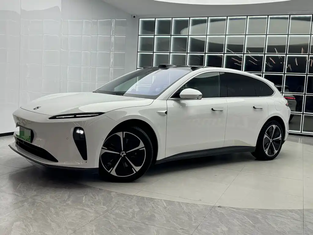 Nio ET5T 2024