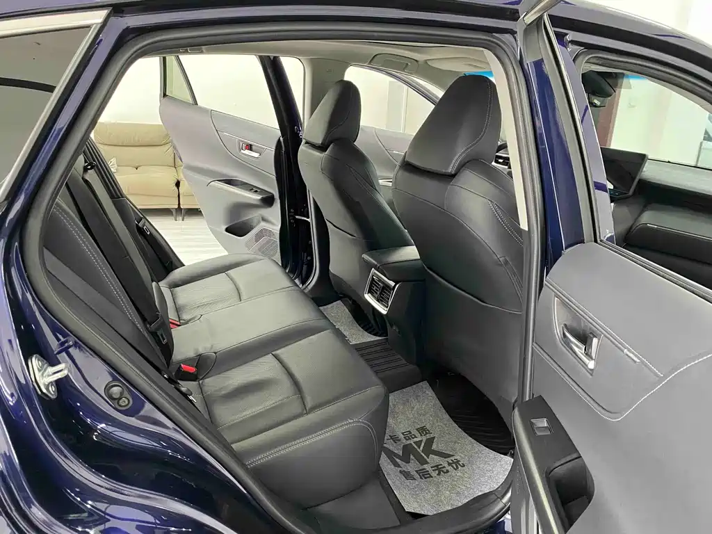 Toyota Harrier — миниатюра 12