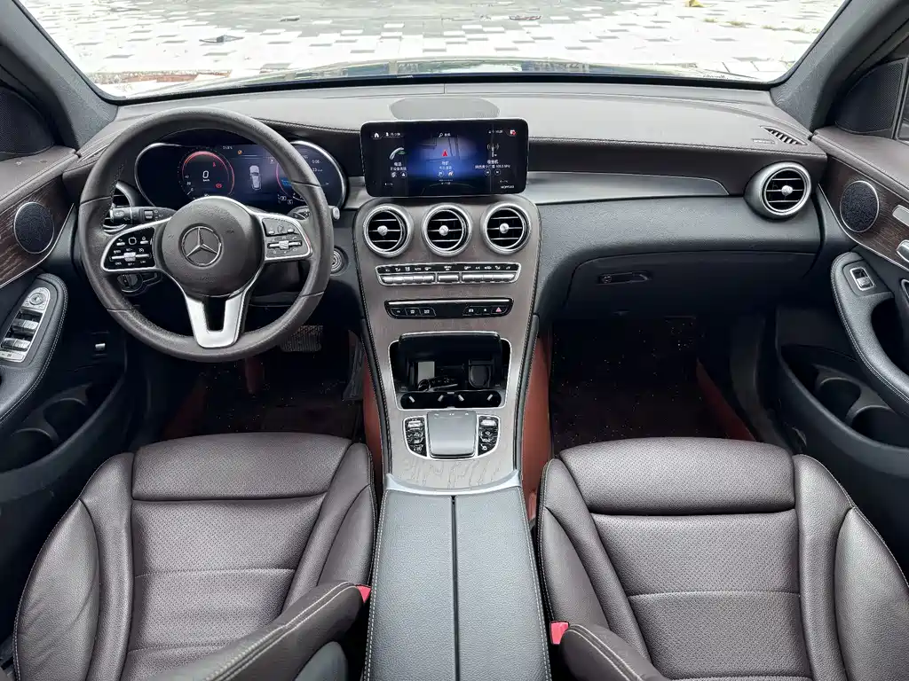 Mercedes-Benz GLC 2021 GLC 260 L 4MATIC Luxury