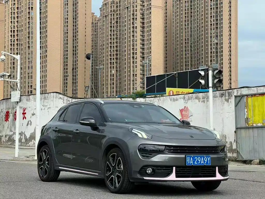 Lynk & Co 02 — миниатюра 3