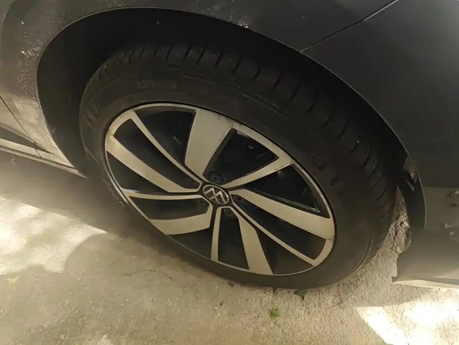 Volkswagen Sagitar — миниатюра 6