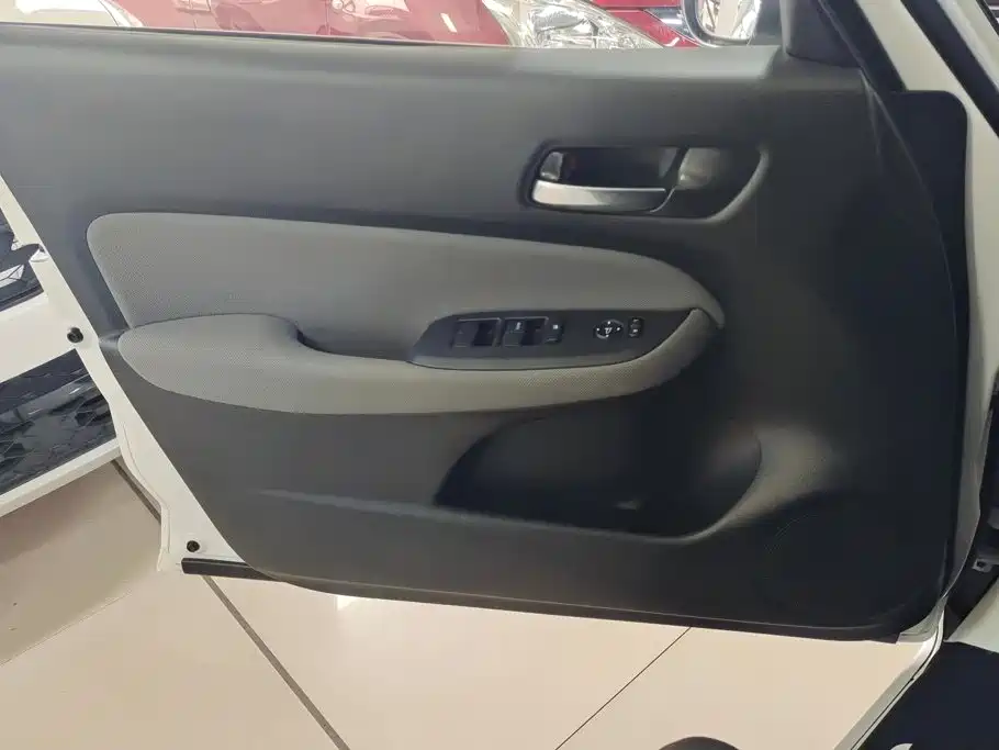 Honda Life — миниатюра 7