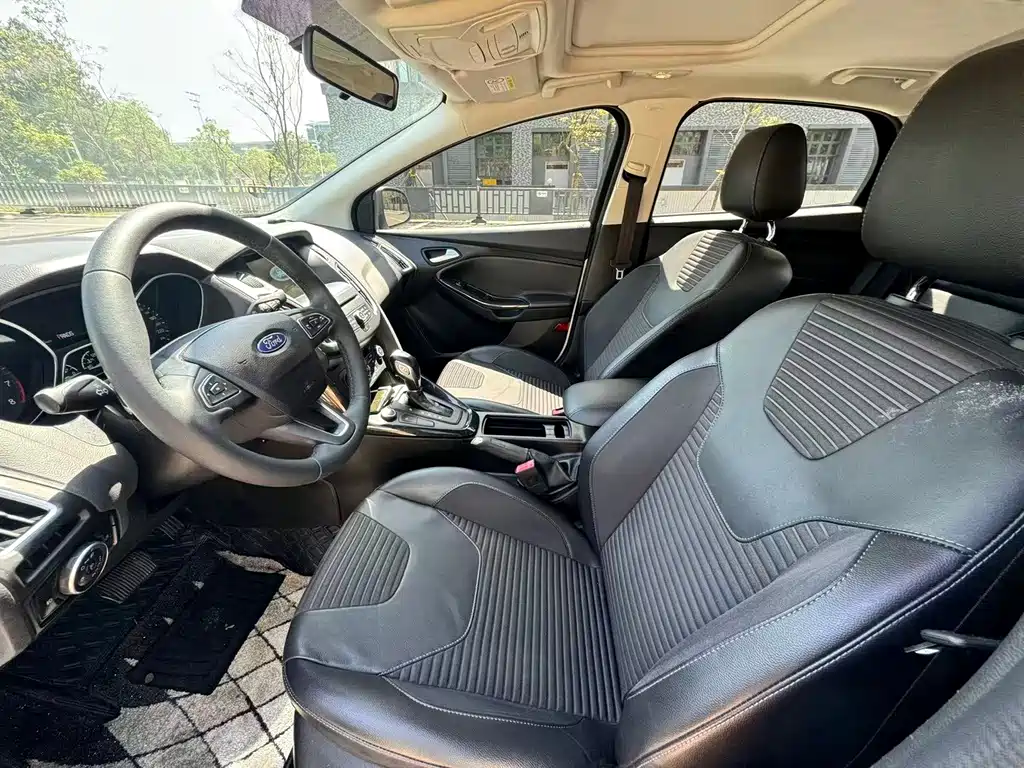 Ford Focus — миниатюра 4