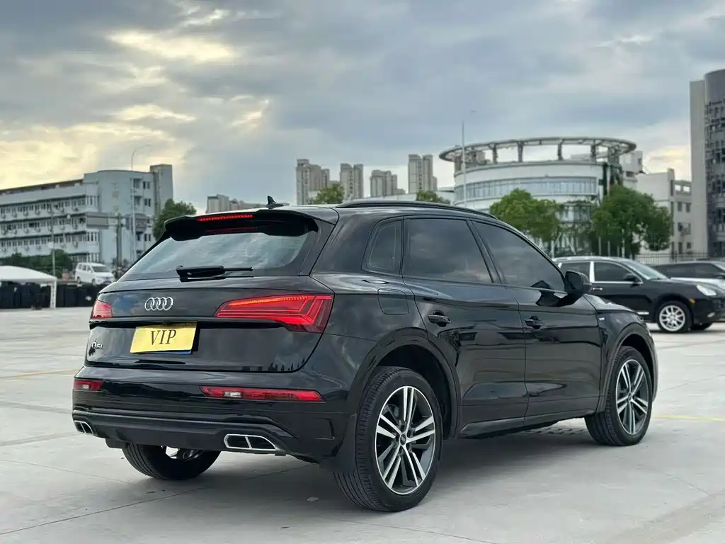 Audi Q5L — миниатюра 9
