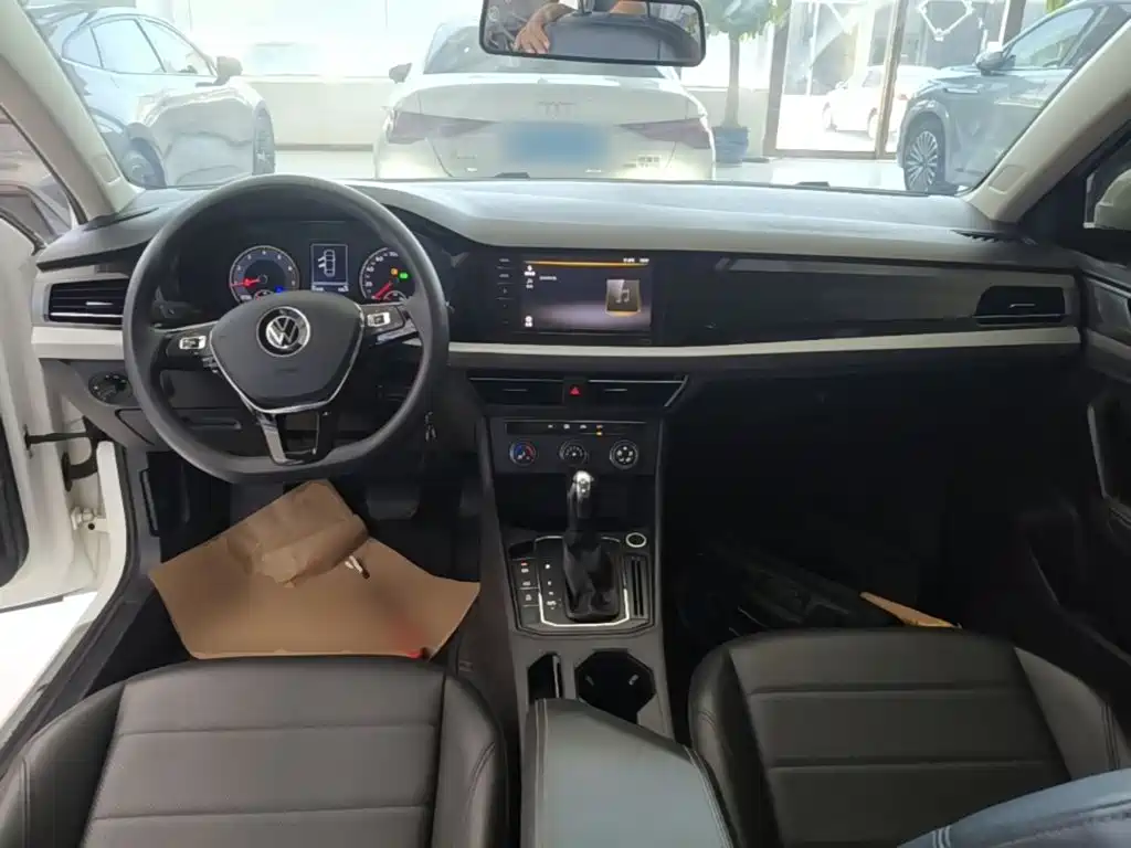 Volkswagen Lavida — миниатюра 10