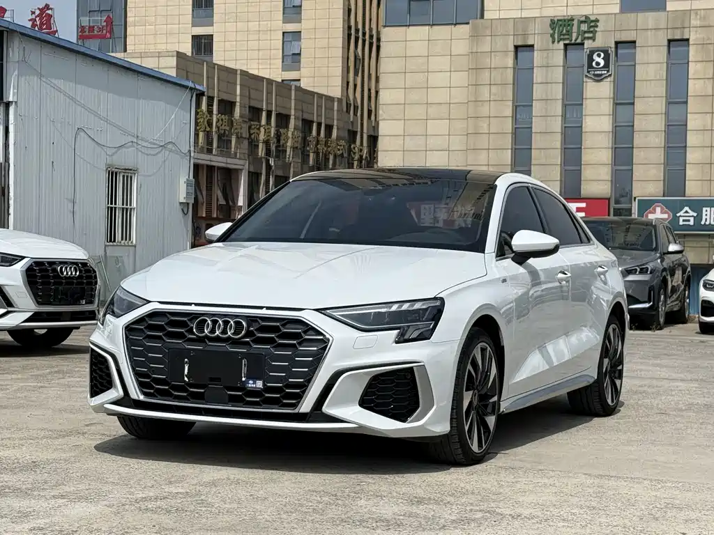 Купить Audi A3