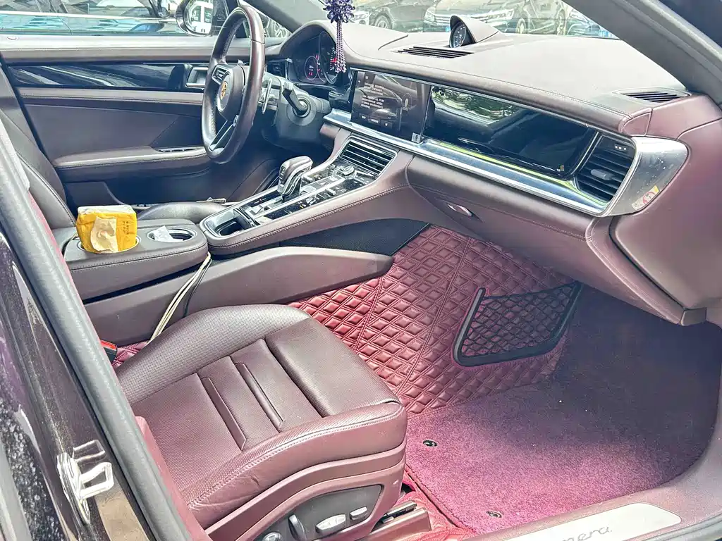Porsche Panamera — миниатюра 6