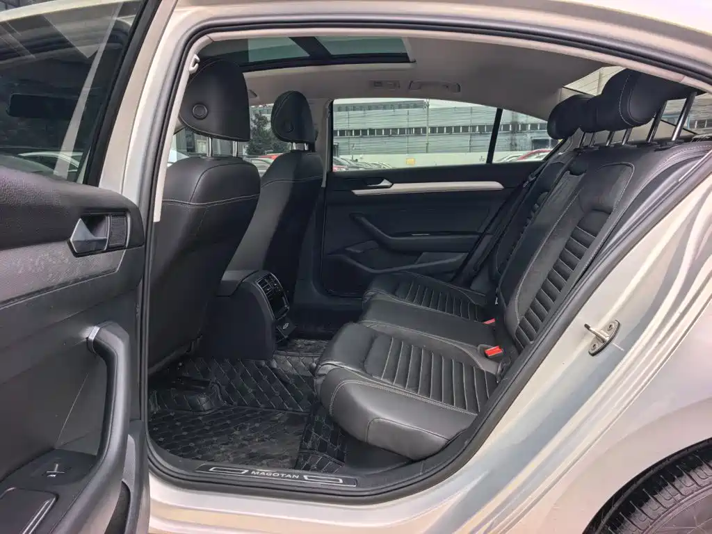 Volkswagen Magotan — миниатюра 9
