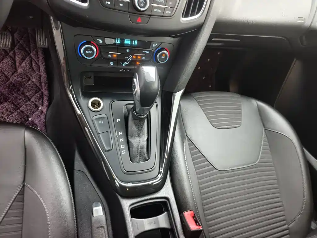Ford Focus — миниатюра 17