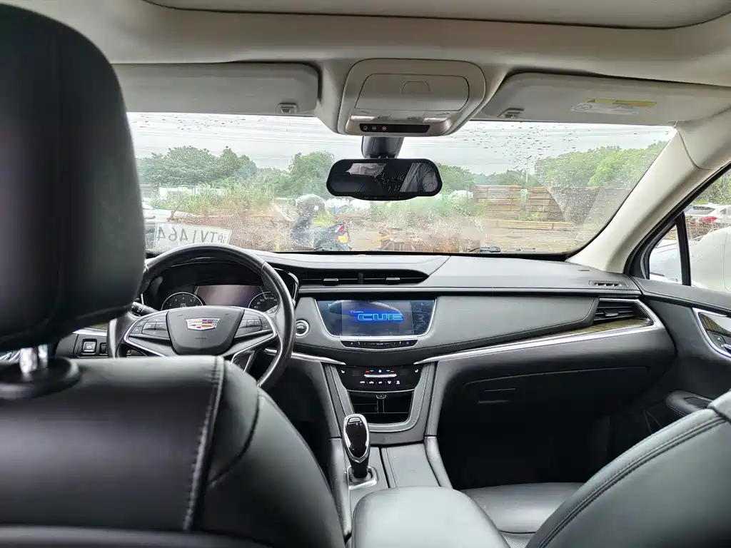 Cadillac XT5 — миниатюра 4