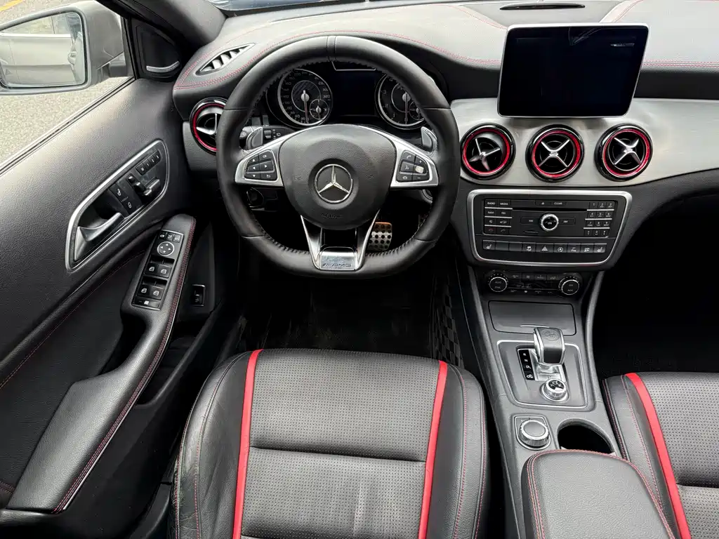 Mercedes-Benz GLA AMG — миниатюра 14