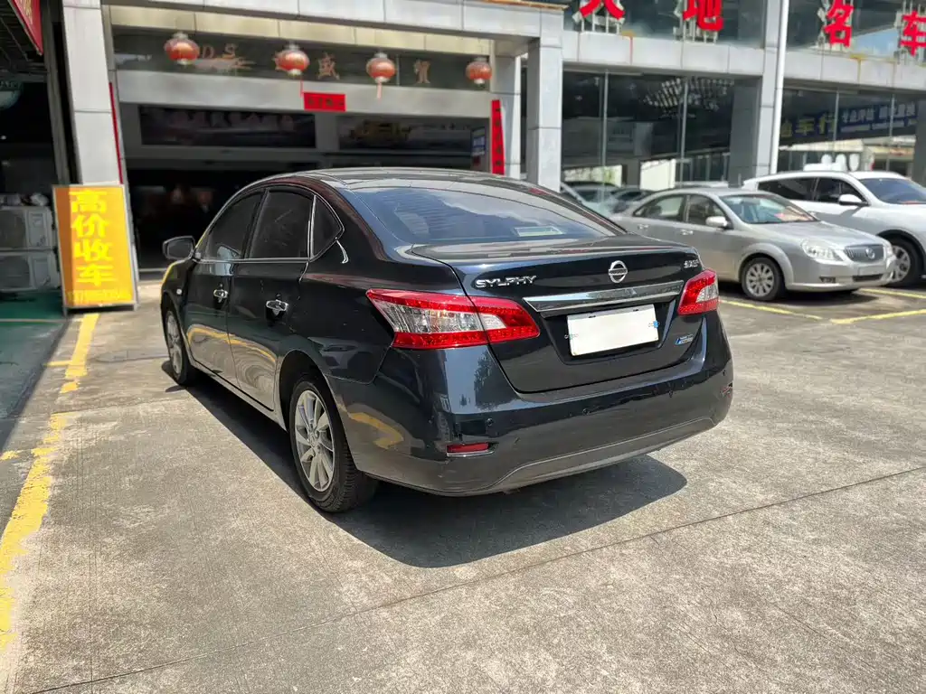 Nissan Sylphy — миниатюра 8