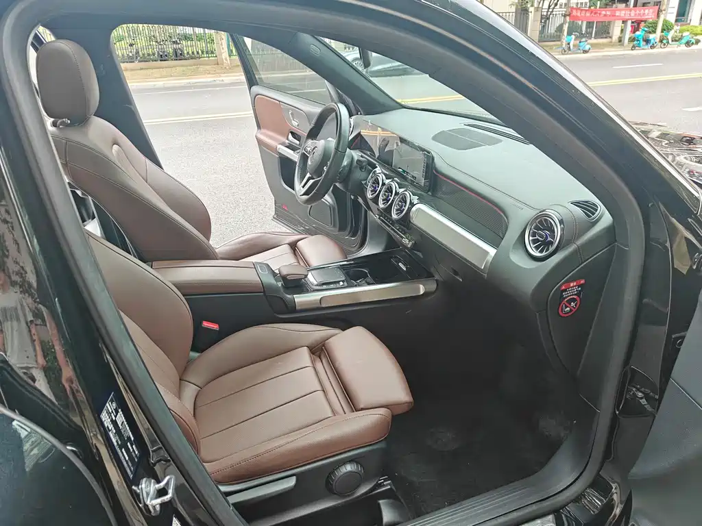 Mercedes-Benz GLB — миниатюра 5