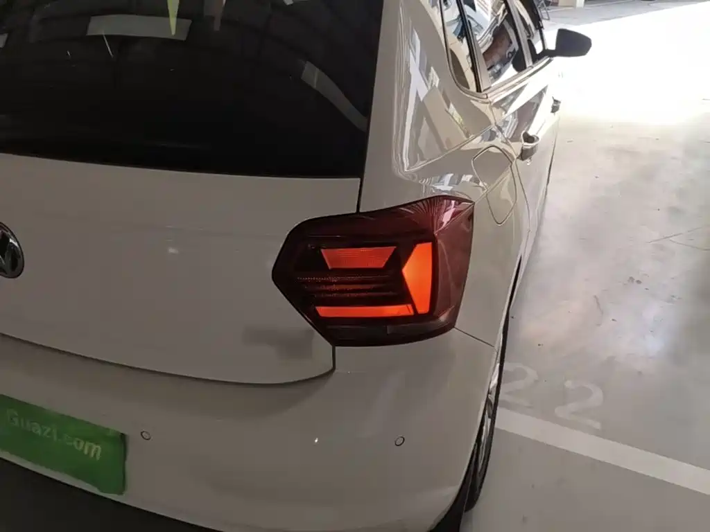 Volkswagen Polo — миниатюра 8