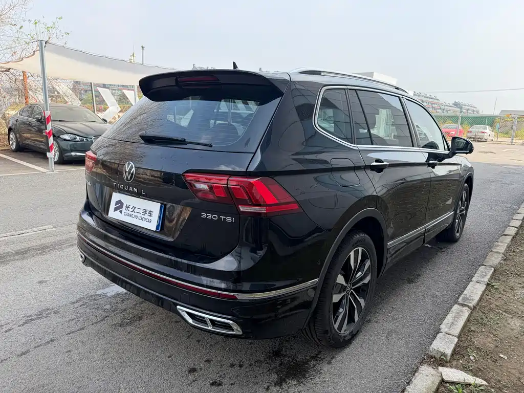 Volkswagen Tiguan L — миниатюра 3