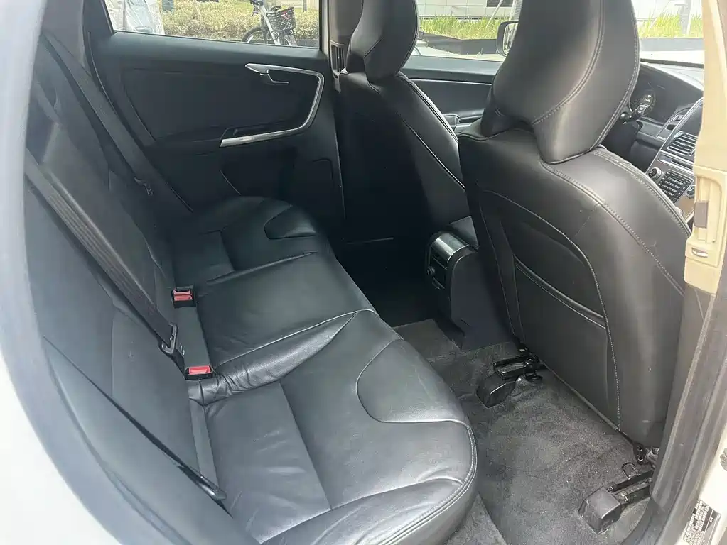 Volvo XC60 2015 T5