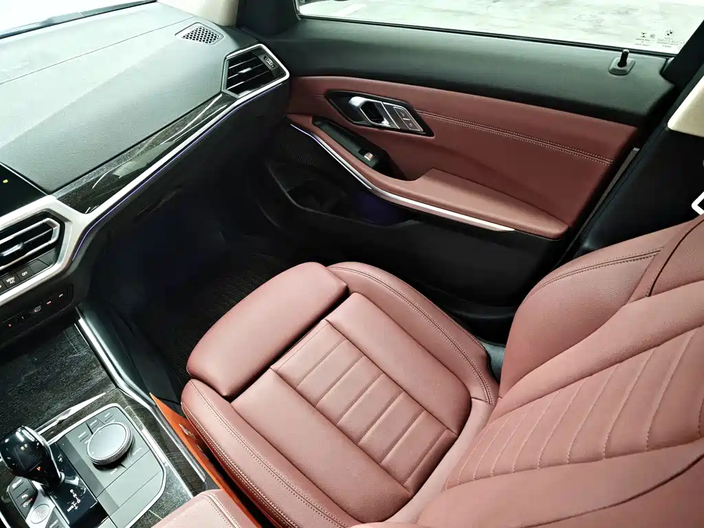BMW 3 Series — миниатюра 13