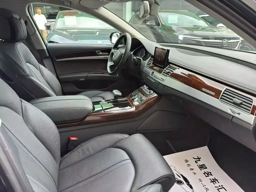 Audi A8 2012 A8L 45 TFSI quattro Comfort