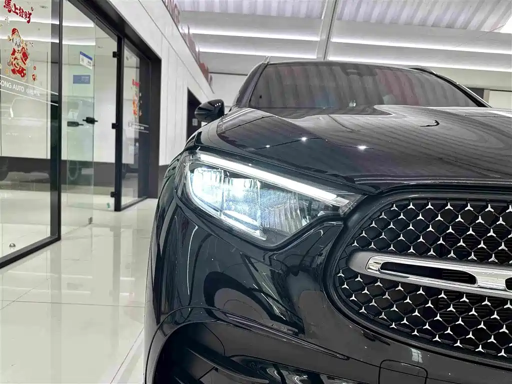Mercedes-Benz GLC — миниатюра 32