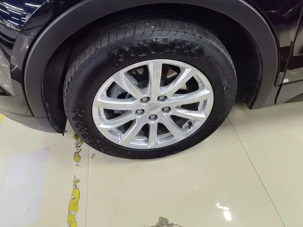 Cadillac XT4 — миниатюра 23