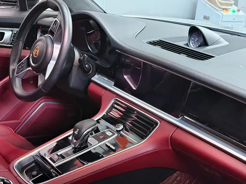 Porsche Panamera — миниатюра 8