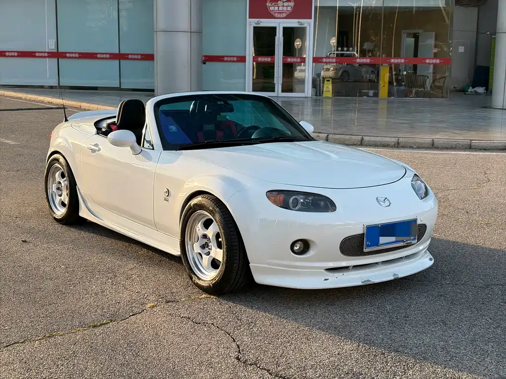 Mazda MX-5 — миниатюра 3