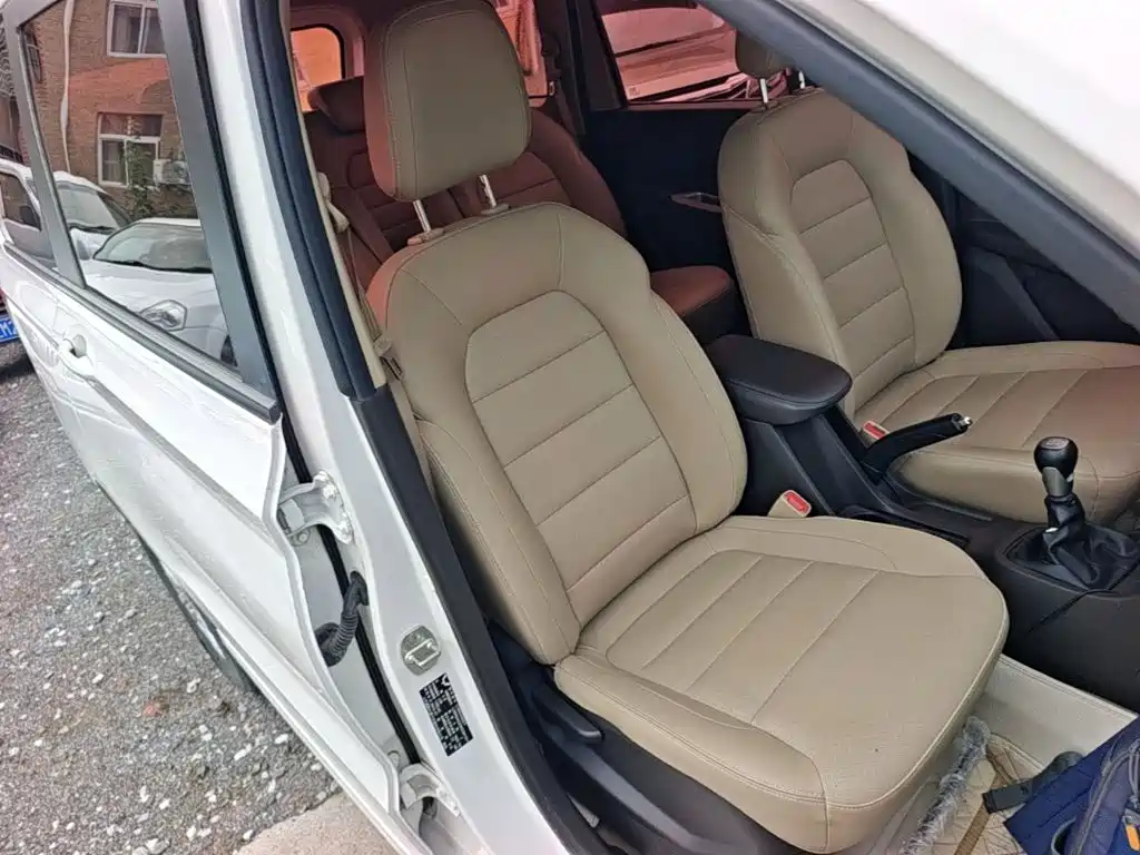 Wuling Hongguang — миниатюра 25