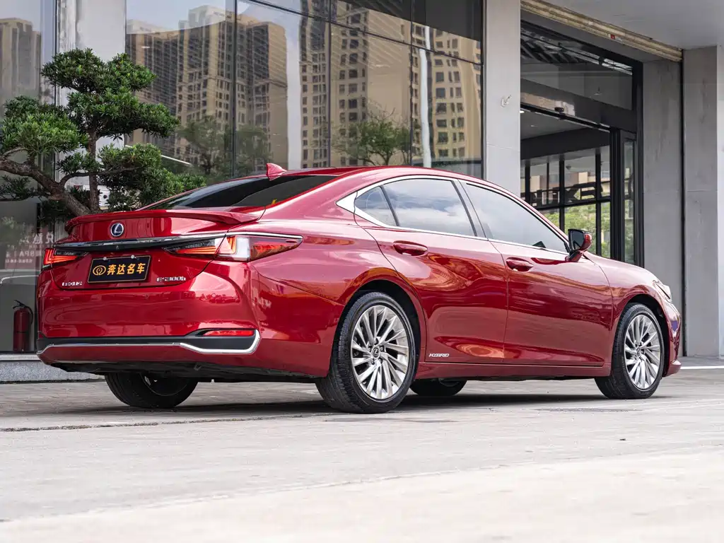Lexus ES — миниатюра 3