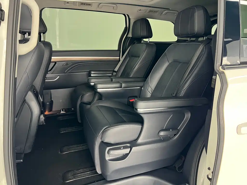 GAC M8 2021 390T Luxury