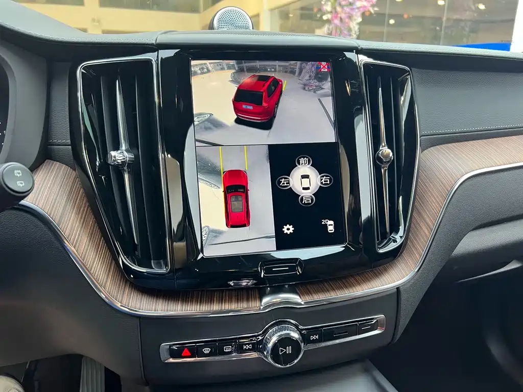 Volvo XC60 — миниатюра 16