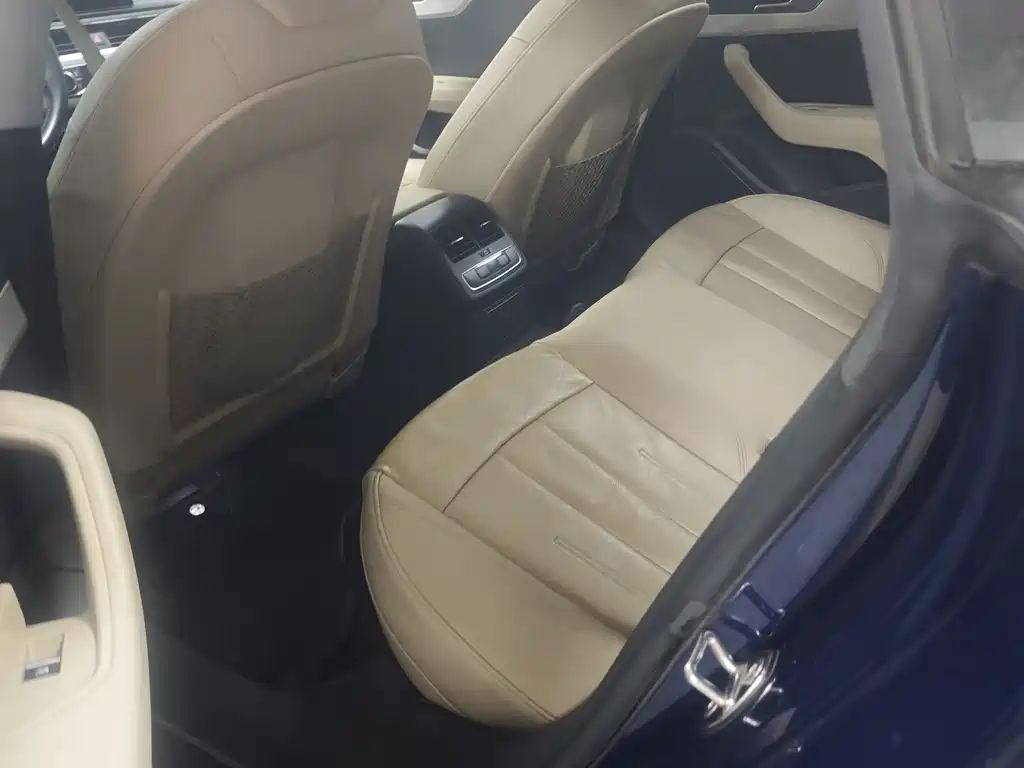 Audi A5 (Import) — миниатюра 6