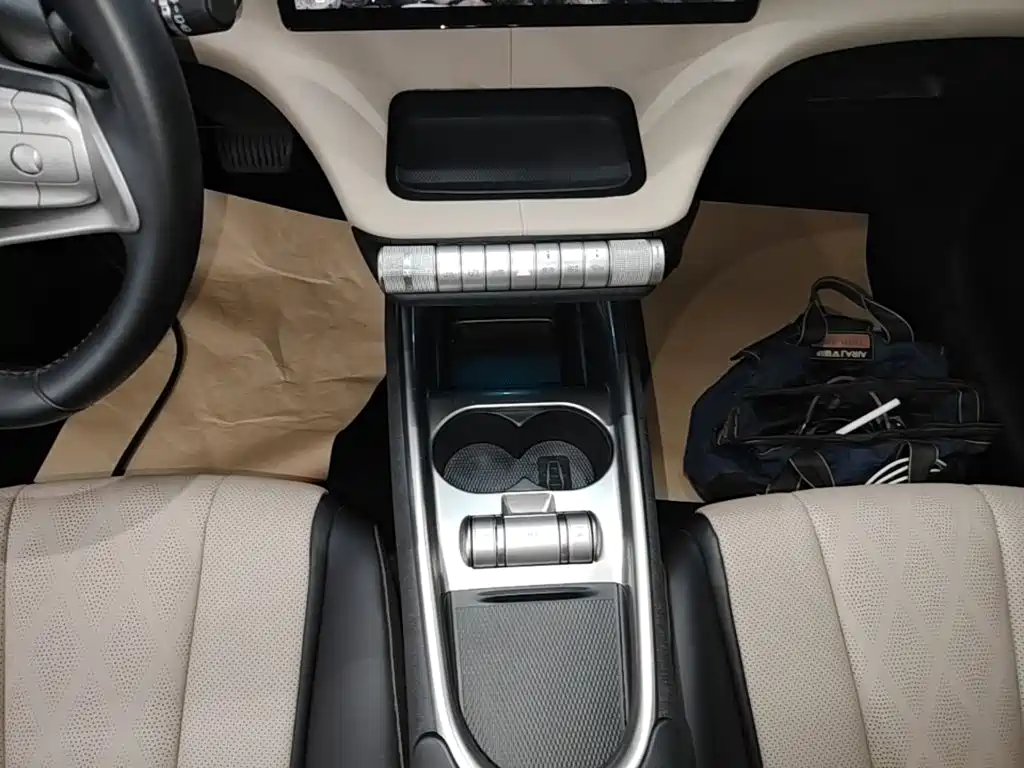 BYD Dolphin — миниатюра 14