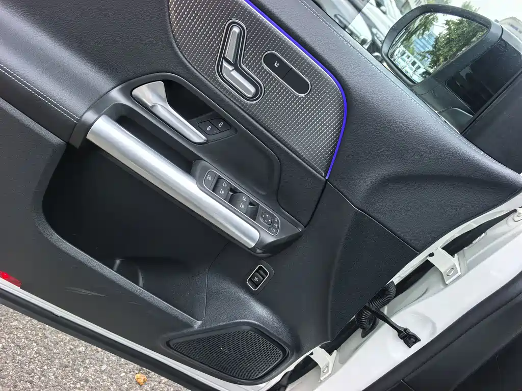 Mercedes-Benz GLA — миниатюра 4