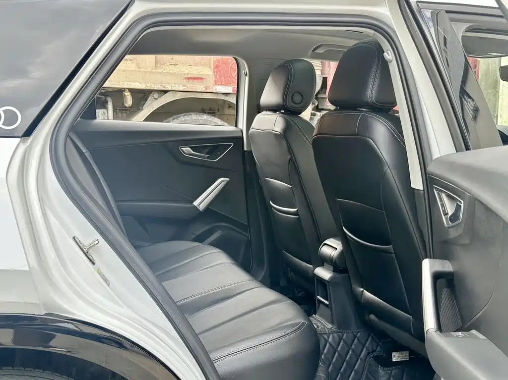 Audi Q2L 2020 35 TFSI