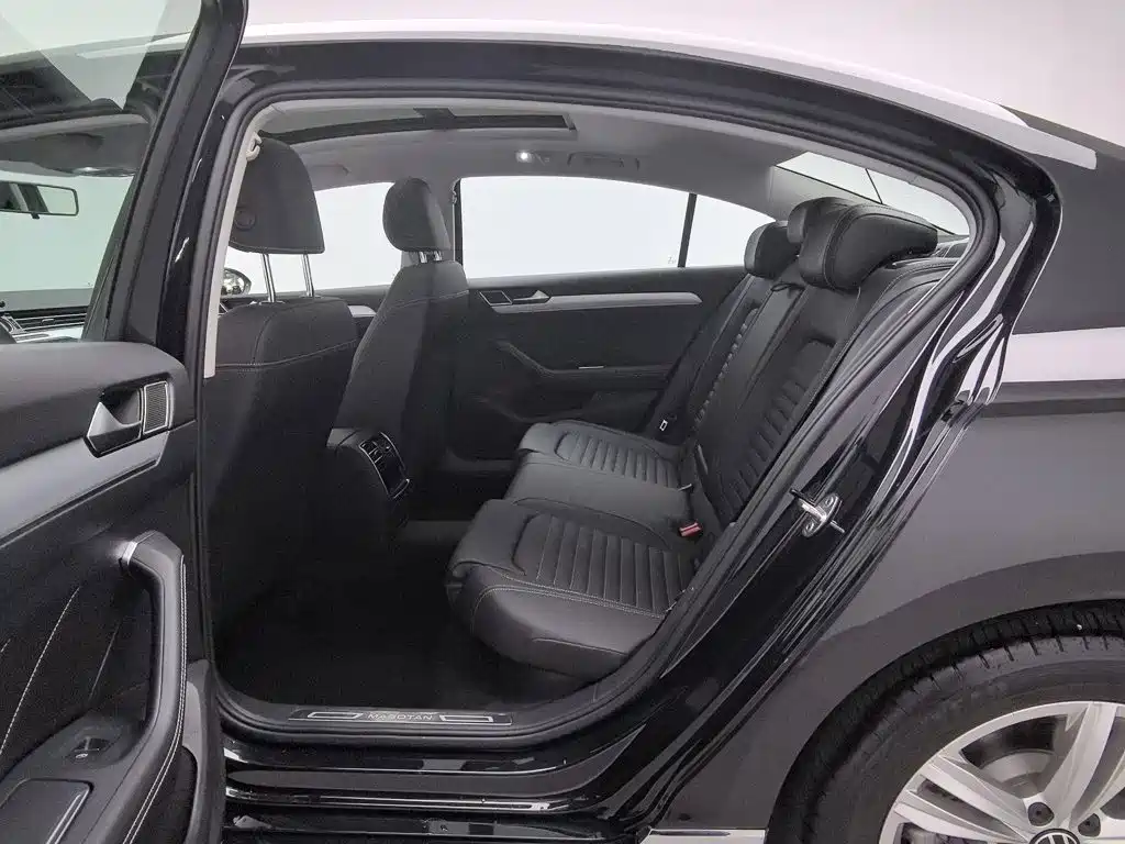 Volkswagen Magotan — миниатюра 15