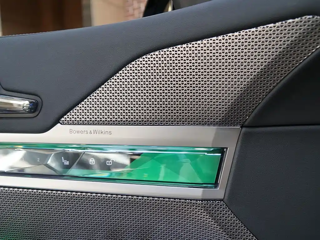 BMW i7 — миниатюра 18