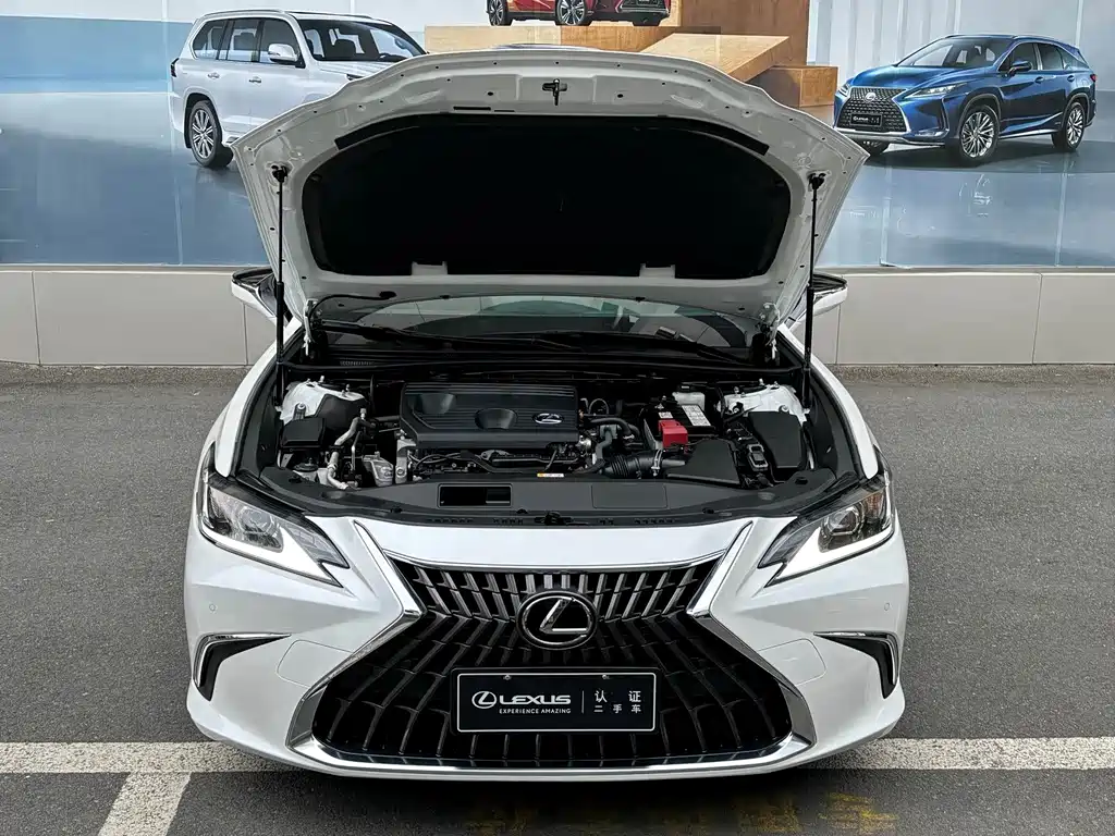 Lexus ES — миниатюра 3