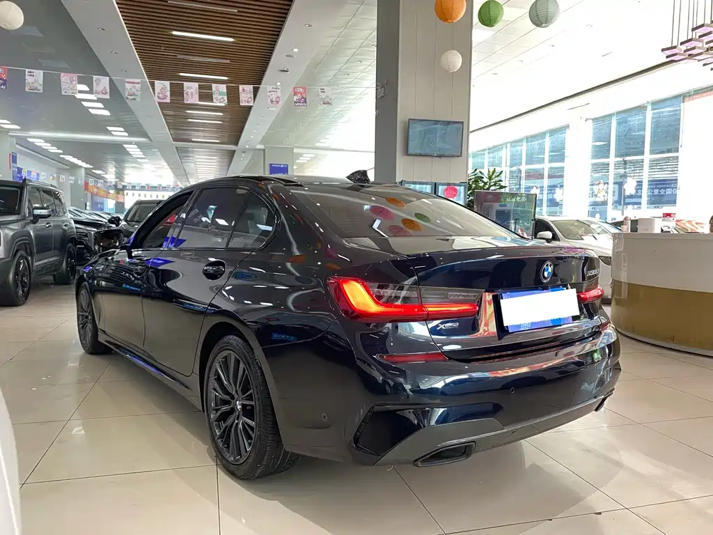 BMW 3 Series — миниатюра 10