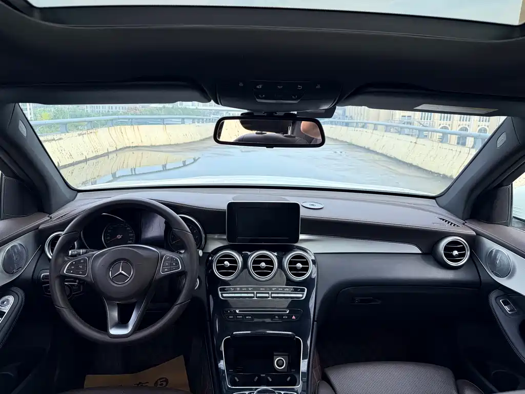 Mercedes-Benz GLC — миниатюра 6
