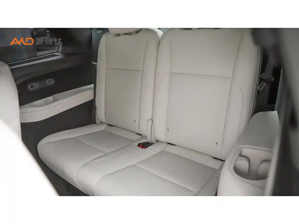 Li Auto L8 2023 Pro