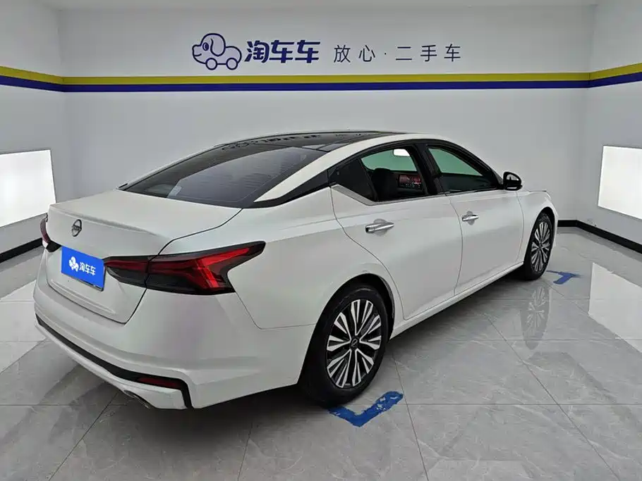 Nissan Teana — миниатюра 3