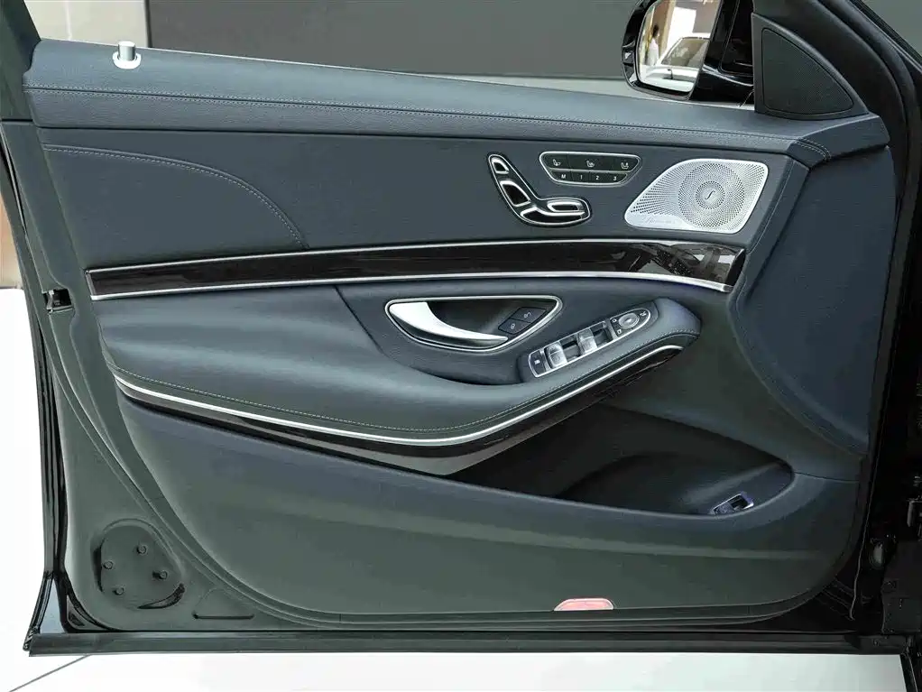 Mercedes-Benz S-Class — миниатюра 16
