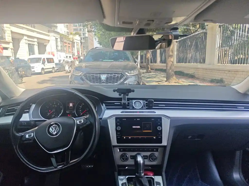 Volkswagen Viloran — миниатюра 5