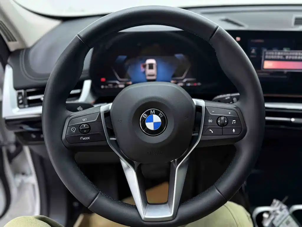 BMW X1 — миниатюра 9