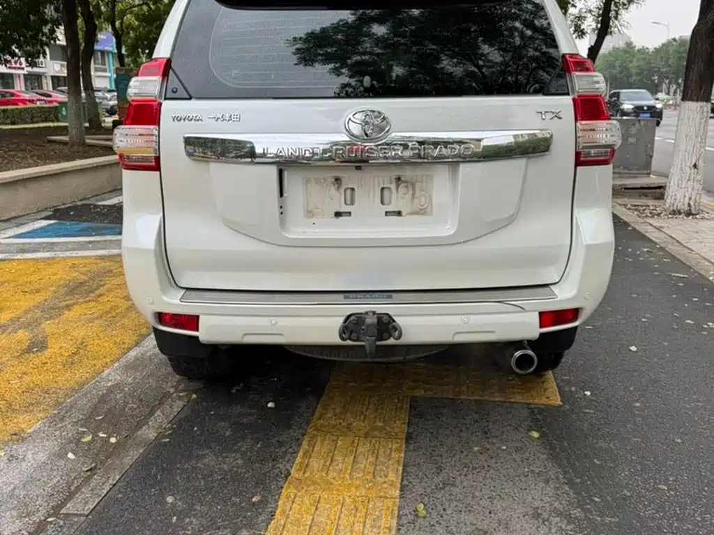 Toyota Prado — миниатюра 4