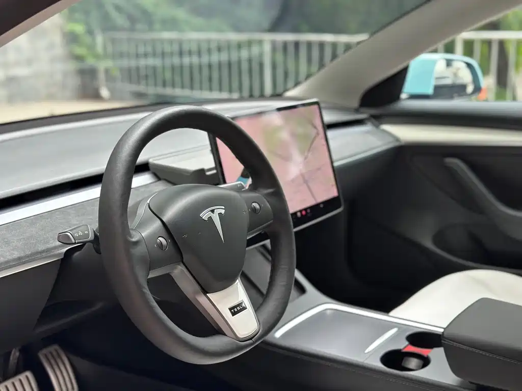 Tesla Model 3 — фотографии объявления, Фото 19