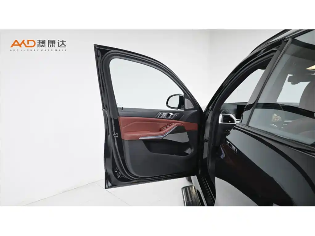 BMW X5 — миниатюра 10