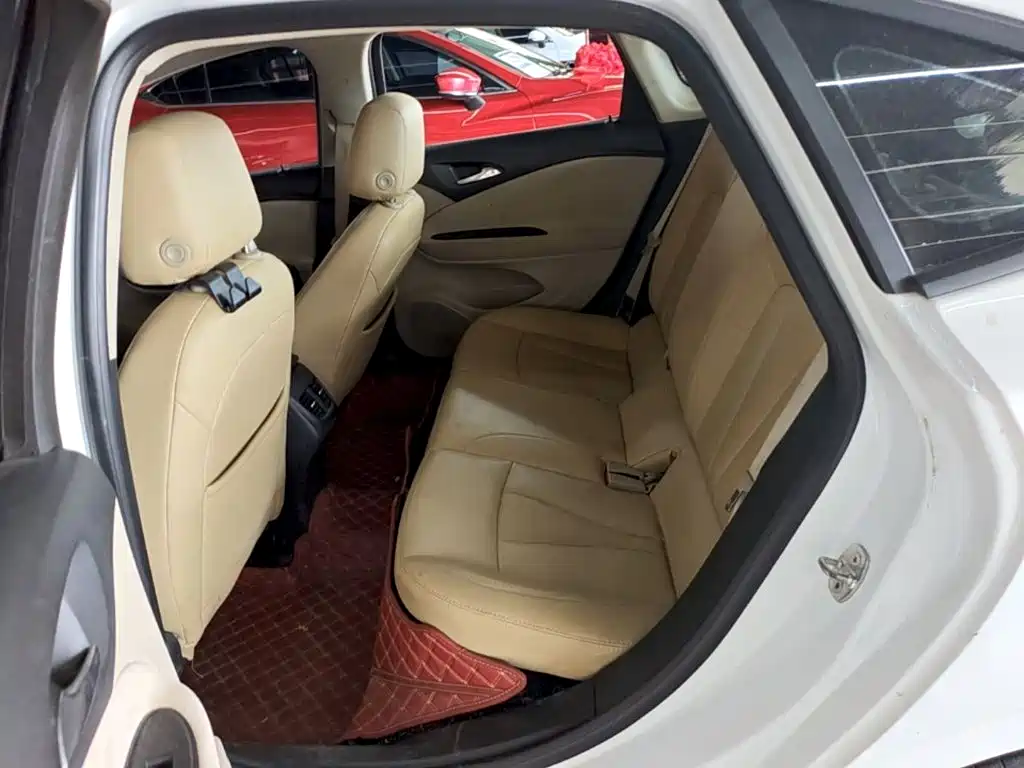 Buick Verano — миниатюра 17
